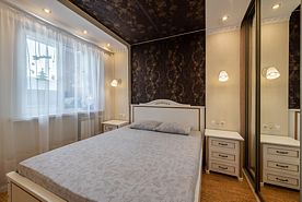 ул. Учителей, 20 (081), Апартаменты Сон и Душ на Бакинских комиссаров, Екатеринбург