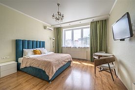 Комната-студия ул.Попова, 33А (8/3), Апартаменты Сон и Душ на Бакинских комиссаров, Екатеринбург