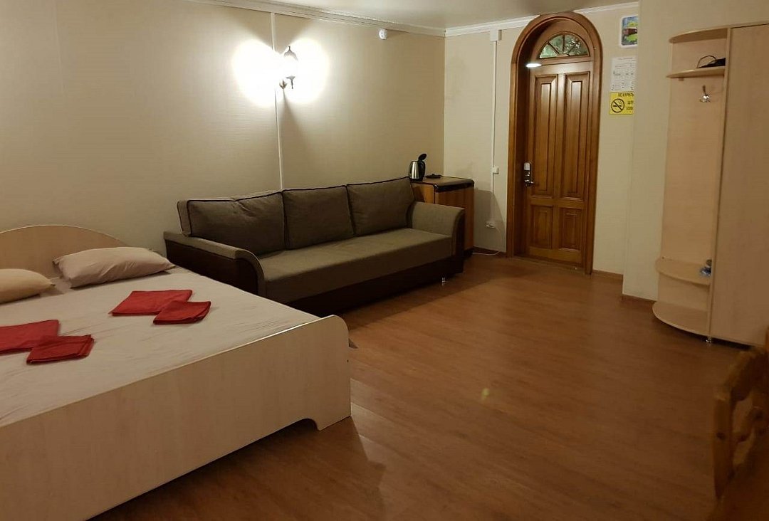 Номер 5-местный