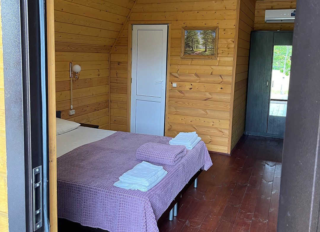 Коттедж 4-местный