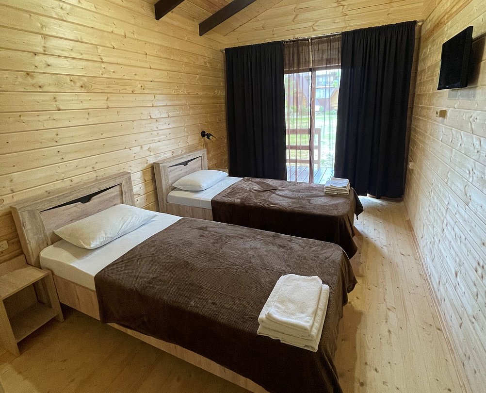 Коттедж 4-местный 2-комнатный