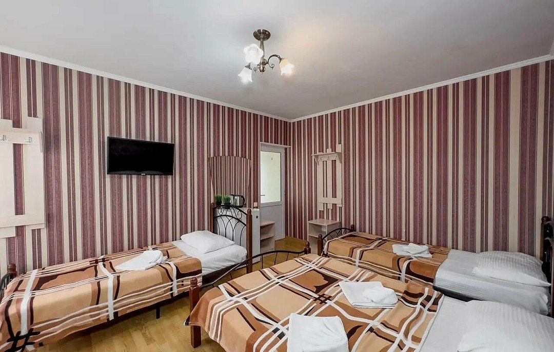 Стандартный 4-местный (с балконом)