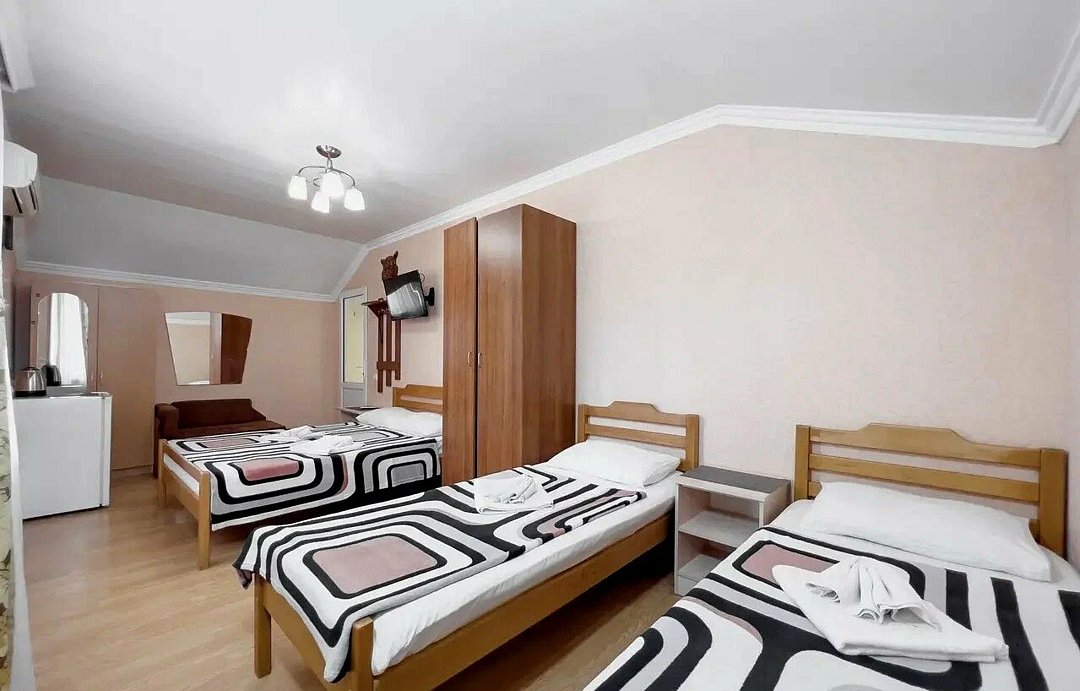 Стандартный 4-местный (с балконом)