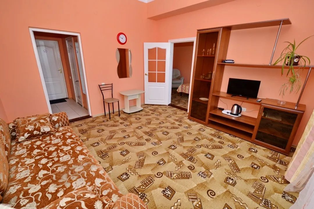 Люкс 4-местный 2-комнатный