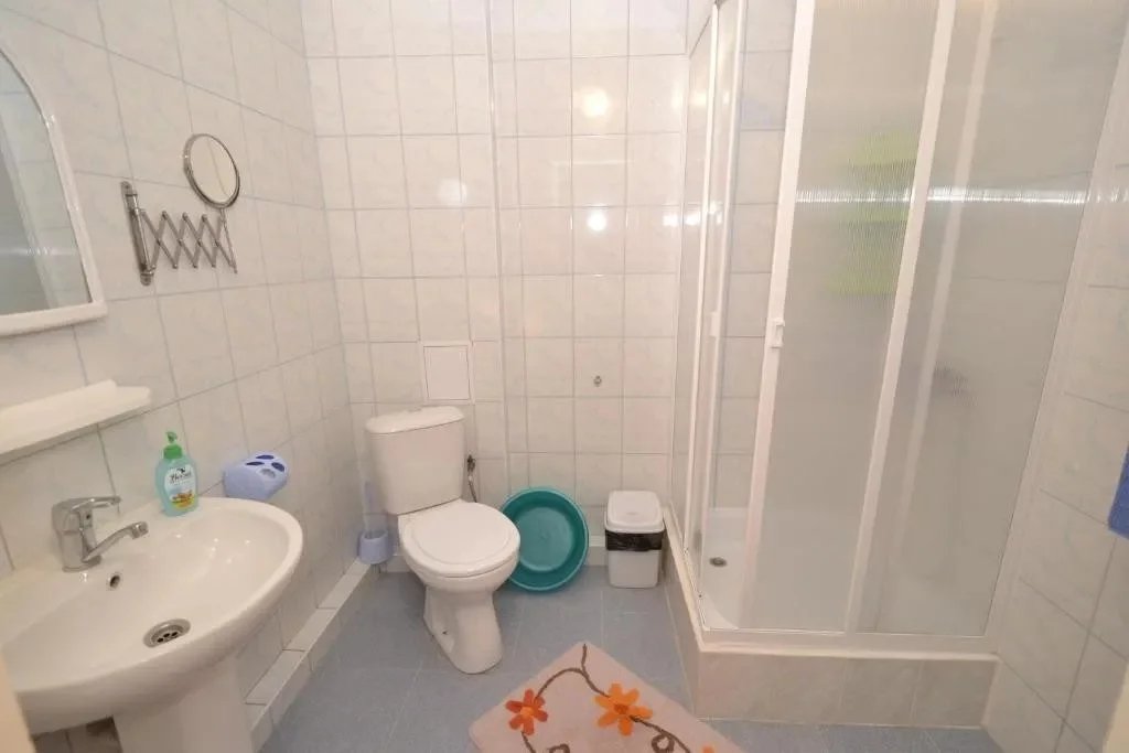 Люкс 4-местный 2-комнатный