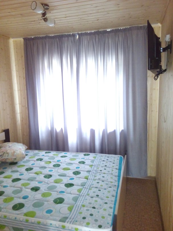 Домик 4-местный 2-комнатный (№78)