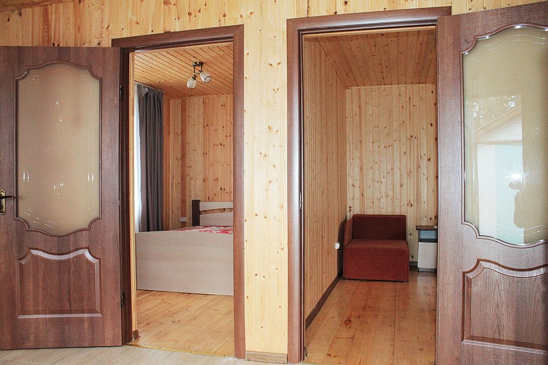 Домик 5-местный 2-комнатный (№41, А)