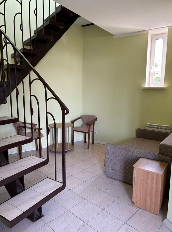 Улучшенный 4-местный 1-комнатный №8