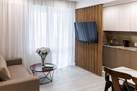 3 комнатная квартира (кор. 8, 1Б), Апартаменты Серебряный Бор, Южно-Сахалинск
