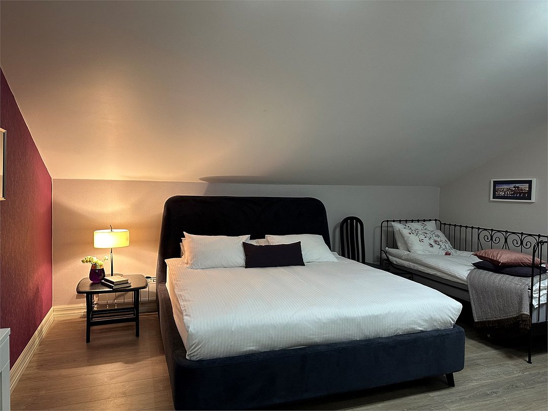 Коттедж 10-местный 4-комнатный (с сауной)