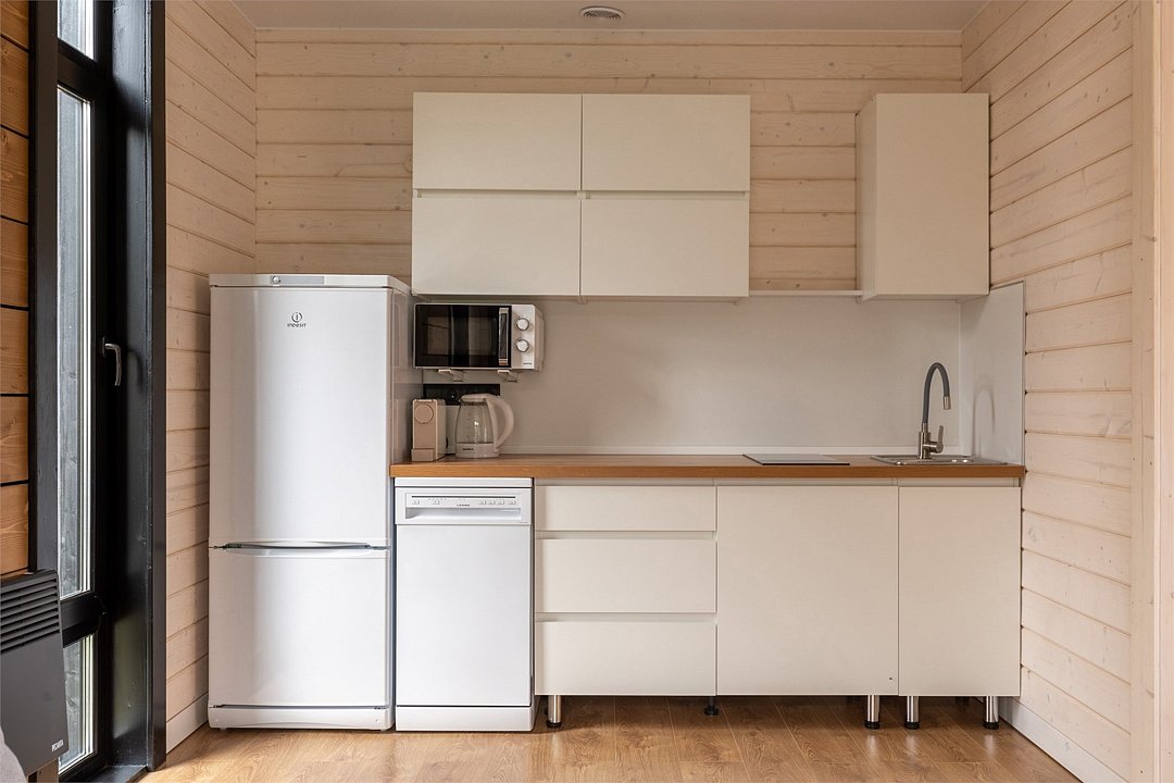 Коттедж 4-местный (с 1 спальней, купелью и баней)