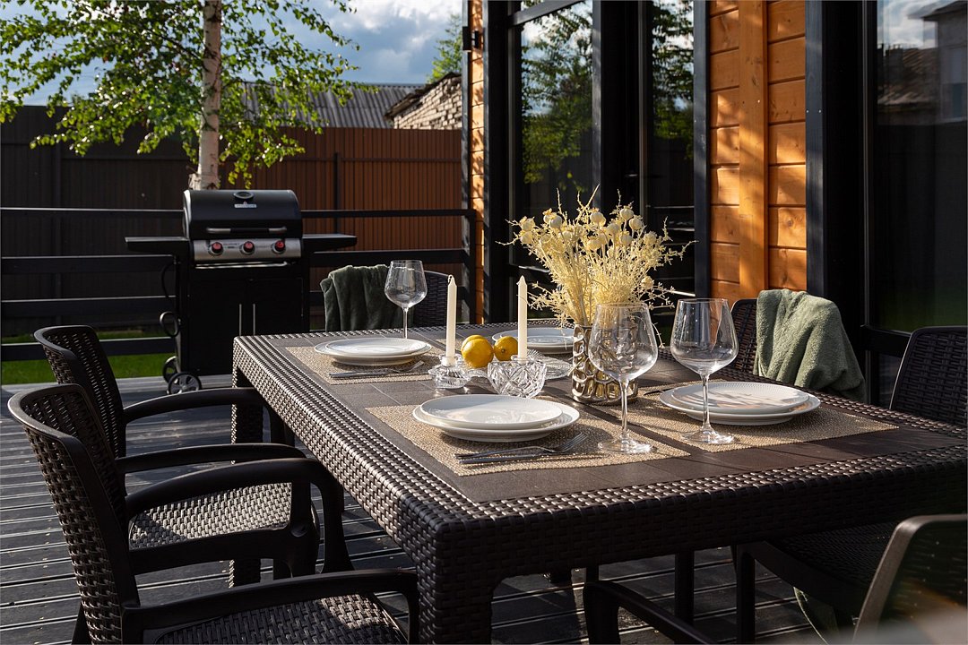 Коттедж 6-местный (с 2 спальнями, купелью и баней)