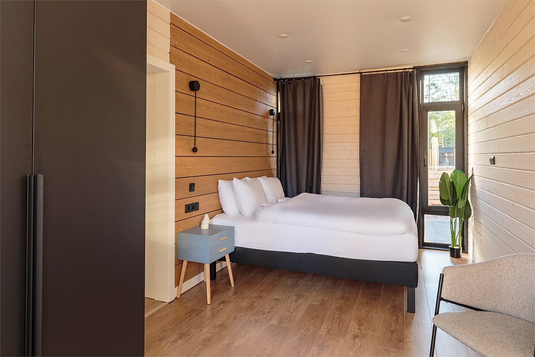 Коттедж ВИП Семейный 4-местный (с 1 спальней и купелью)