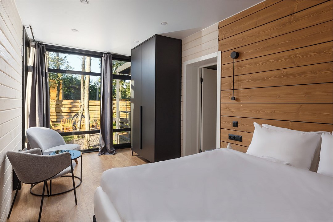 Коттедж ВИП Семейный 4-местный (с 1 спальней и купелью)