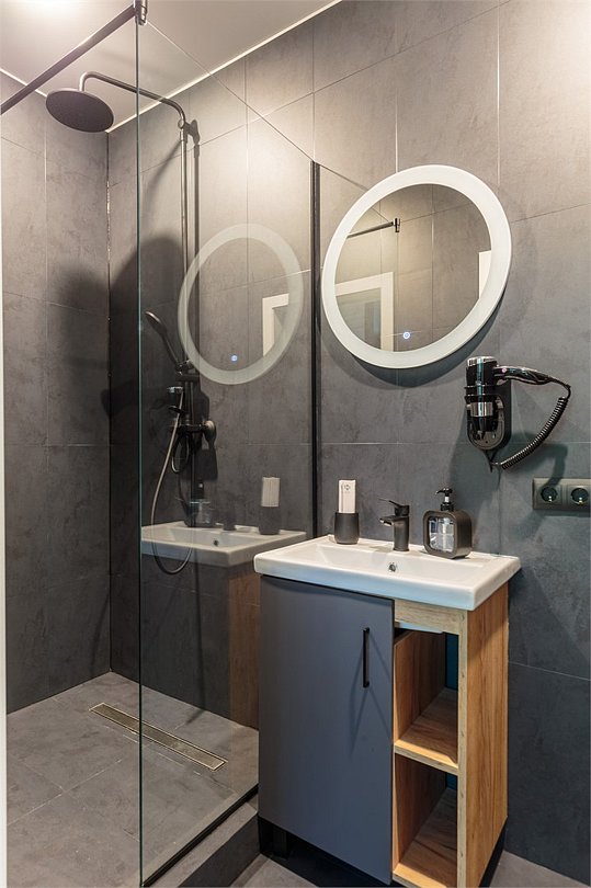 Коттедж ВИП Семейный 4-местный (с 1 спальней и купелью)