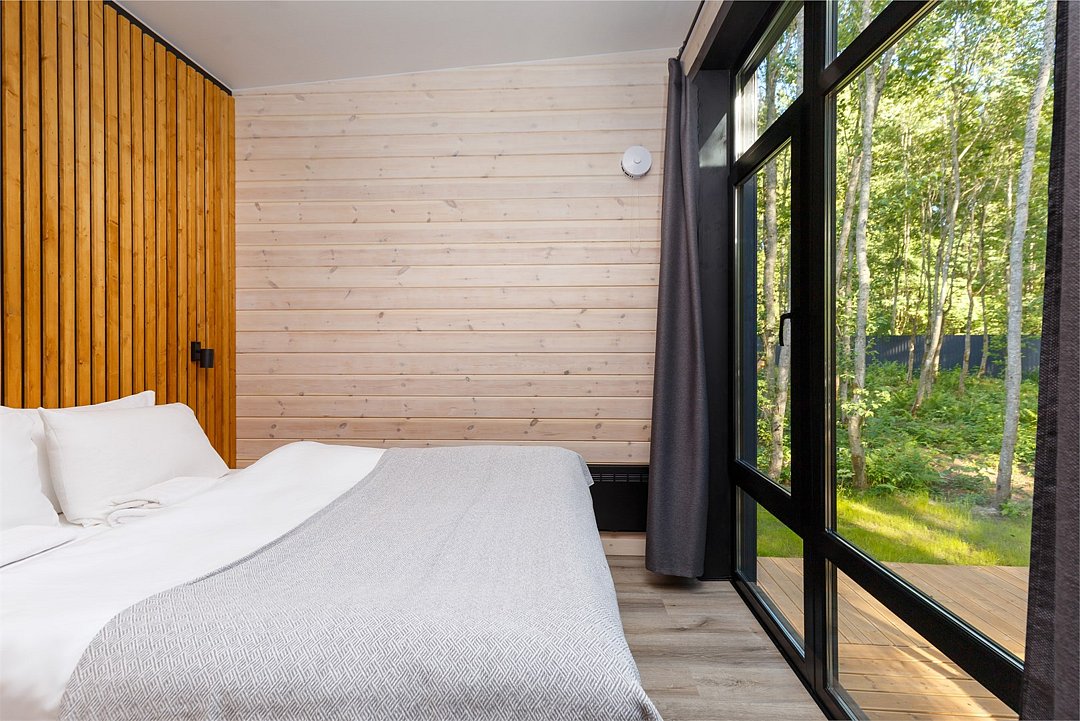 Коттедж Улучшенный 4-местный (с 2 спальнями и купелью)