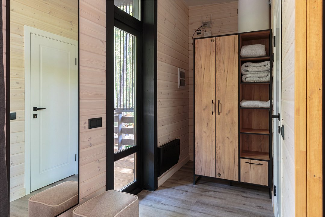 Коттедж Улучшенный 4-местный (с 2 спальнями и купелью)