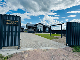 Коттедж с 3 комнатами с балконом, Гостевой дом Стрековец, село Старая Ладога