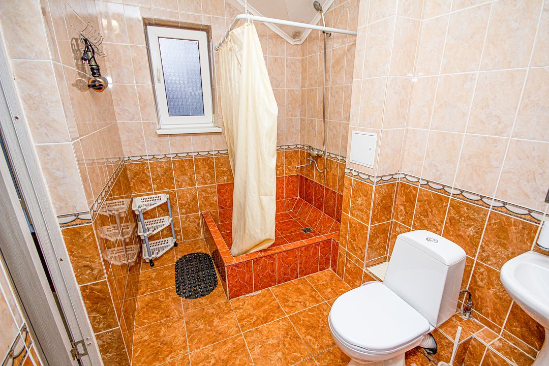 Комната 4-местная (с балконом)