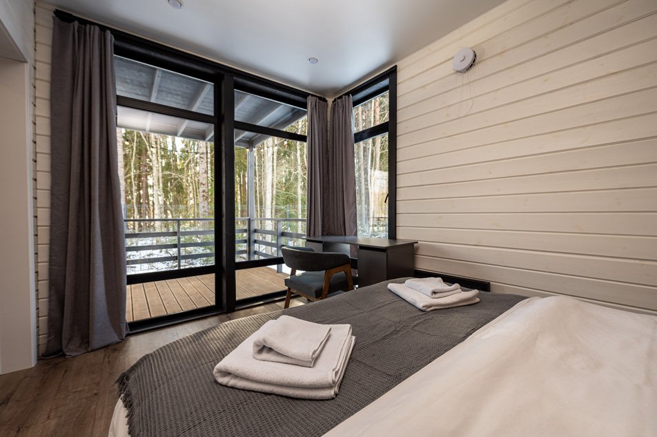 Дом 6-местный 4-комнатный (с 3 спальнями)