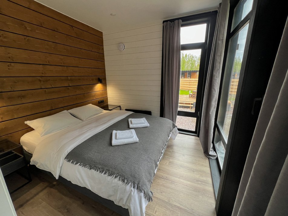 Дом 6-местный 4-комнатный (с 3 спальнями)