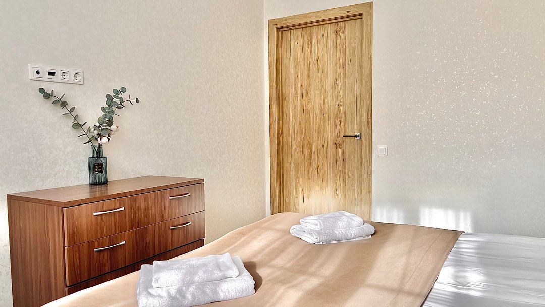 Апартаменты 4-местный 2-комнатный (с балконом)