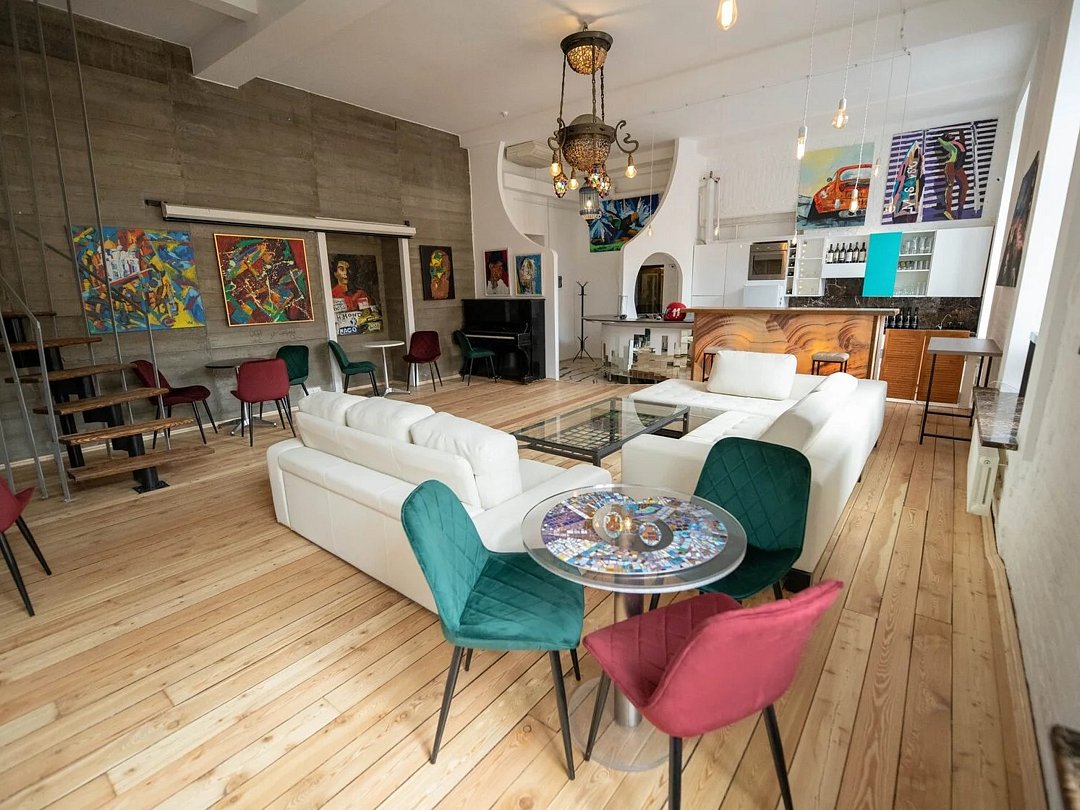 Лобби | Kurenbin smART, Ленинградская область