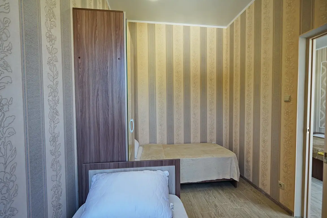 Стандартный 4-местный 2-комнатный