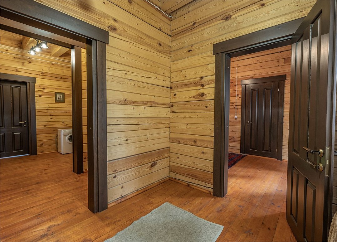 Дом 8-местный 4-комнатный Лесной