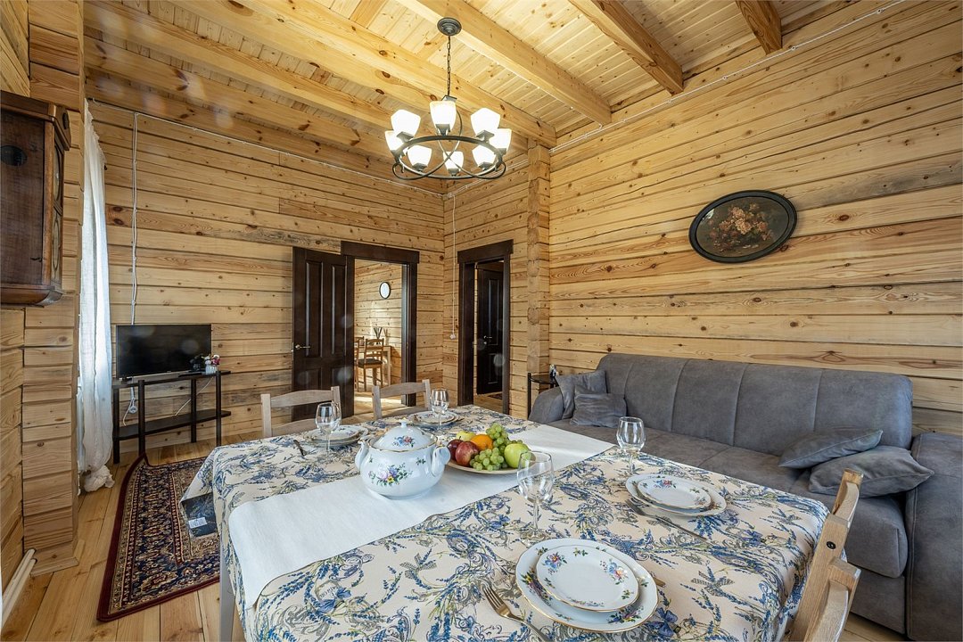 Дом 8-местный 5-комнатный Бородинский