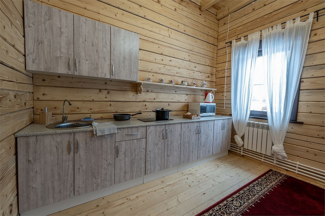 Дом 8-местный 5-комнатный Довыдовский