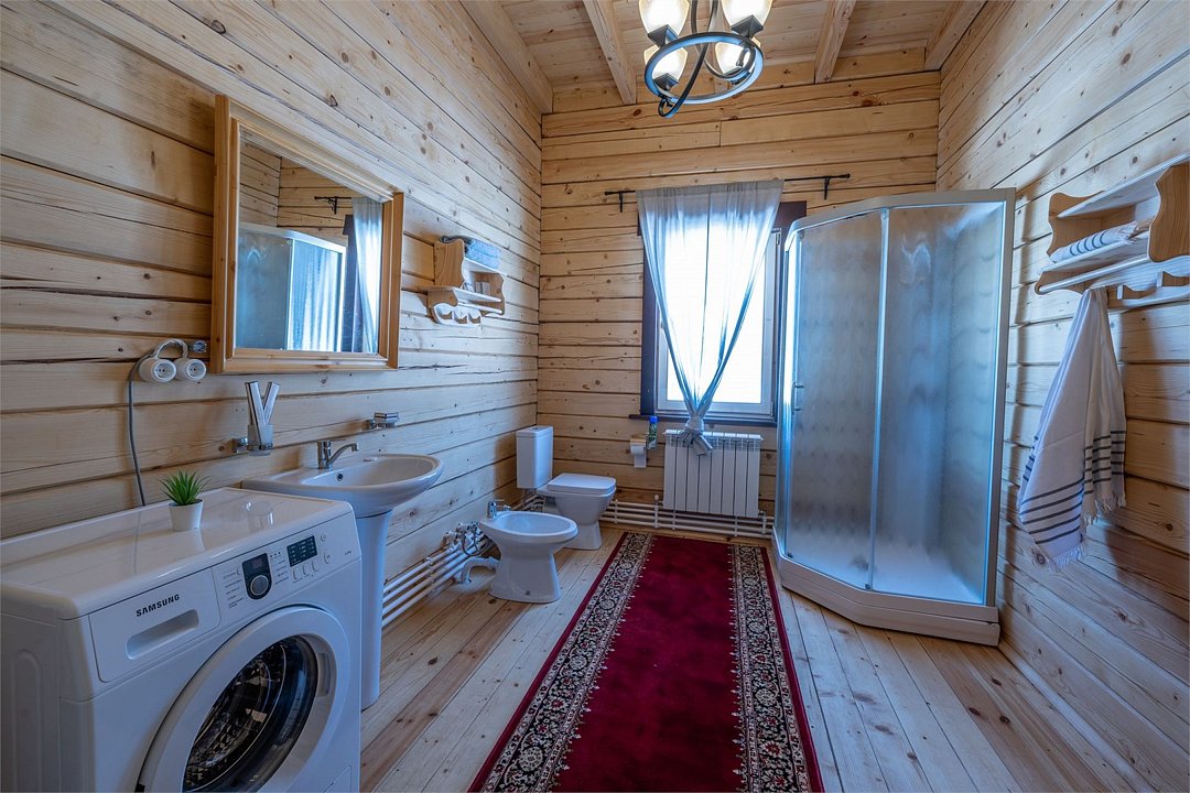 Дом 8-местный 5-комнатный Куликовский