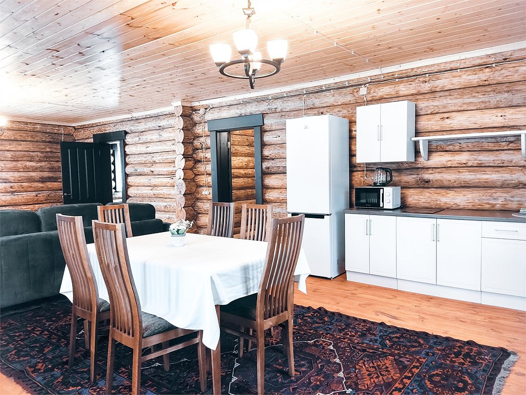 Дом 8-местный 5-комнатный Невский