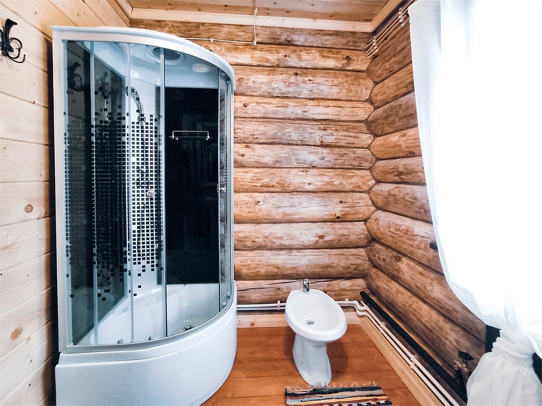 Дом 8-местный 5-комнатный Невский