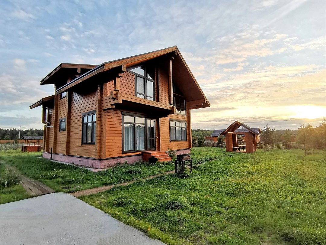 Дом 8-местный 5-комнатный Панфиловский