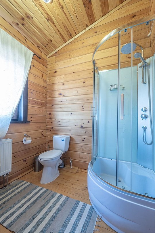 Дом 8-местный 5-комнатный Панфиловский