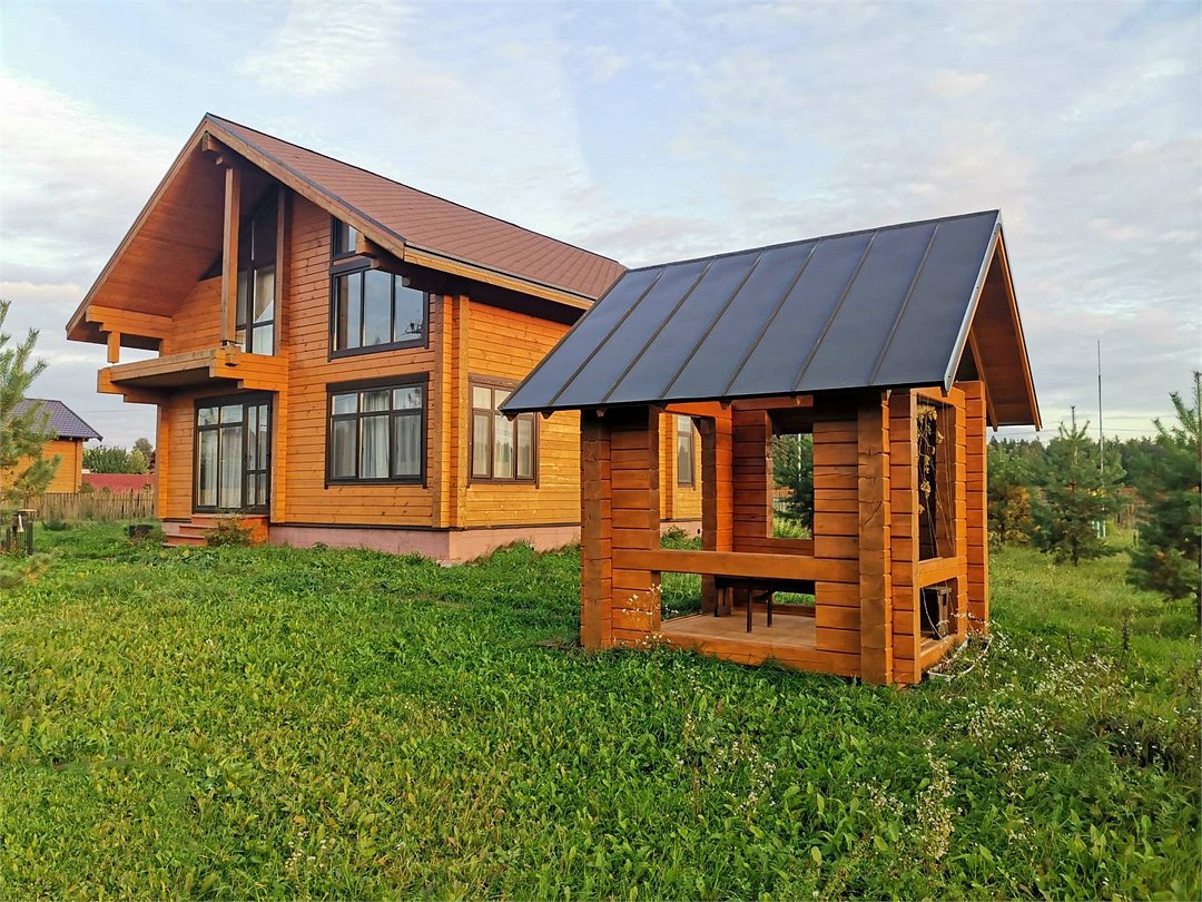 Дом 8-местный 5-комнатный Панфиловский