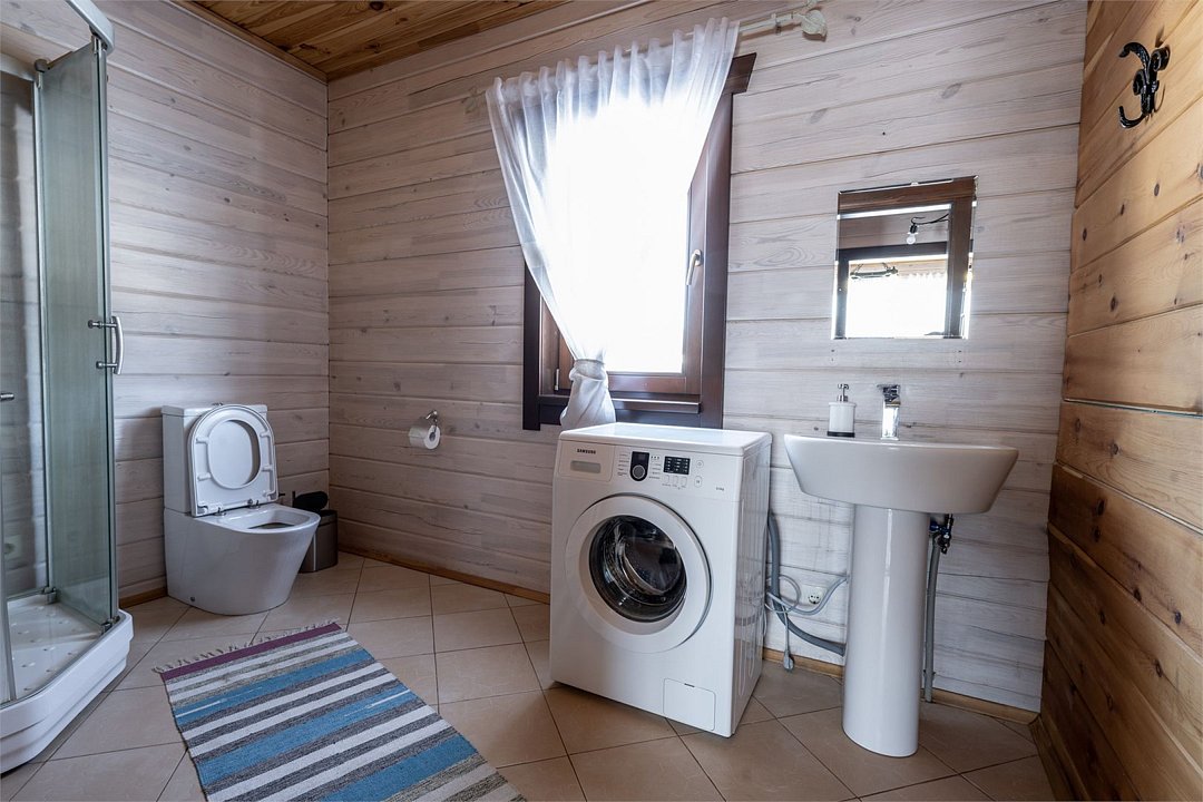 Коттедж 8-местный 4-комнатный Нахимовский