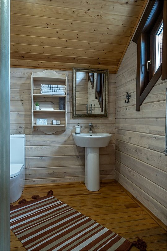 Коттедж 8-местный 4-комнатный Суворовский