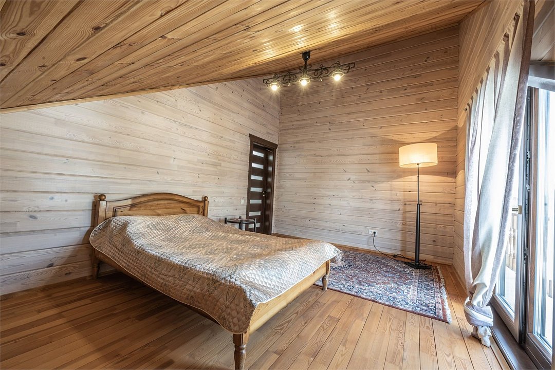 Коттедж 8-местный 5-комнатный Брусиловский