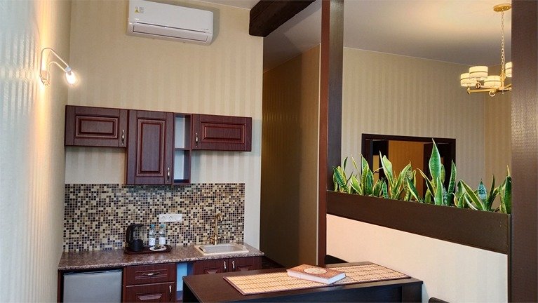 Апартаменты 3-местный 2-комнатный (с балконом и ванной)