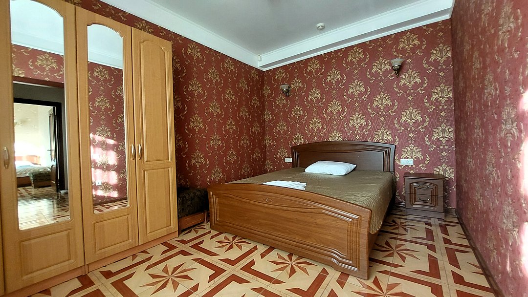 Люкс 3-местный 2-комнатный