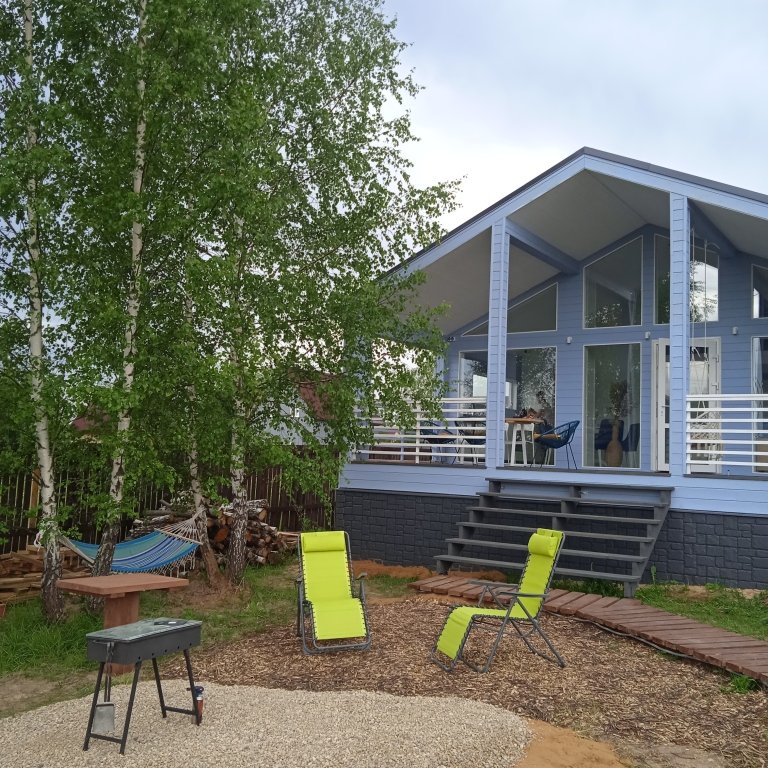 Гостевой дом Nebesno-Goluboy Barn, Московская область, Истринский район Снегири деревня Красновидово Истринский район село Рождествено