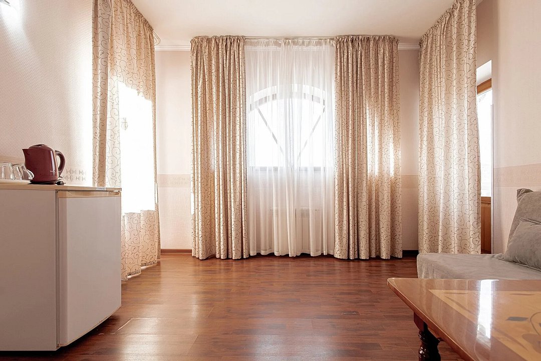 Семейный 5-местный 3-комнатный (с кухней и балкном)