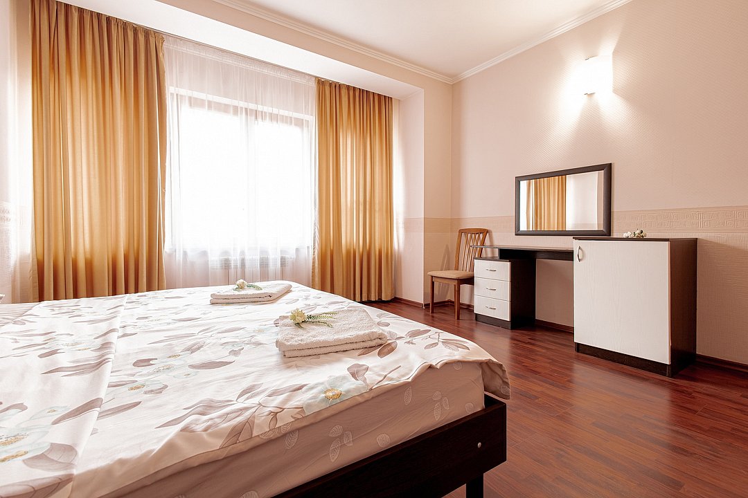 Семейный плюс 6-местный 3-комнатный