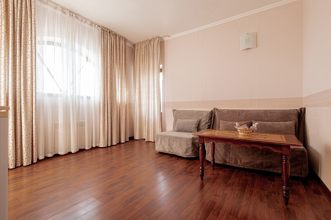 Семейный плюс 6-местный 3-комнатный