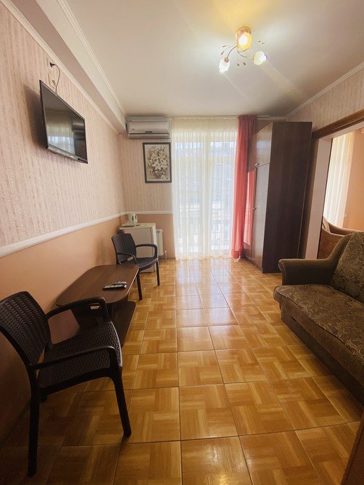 Стандартный 4-местный 2-комнатный (с балконом)