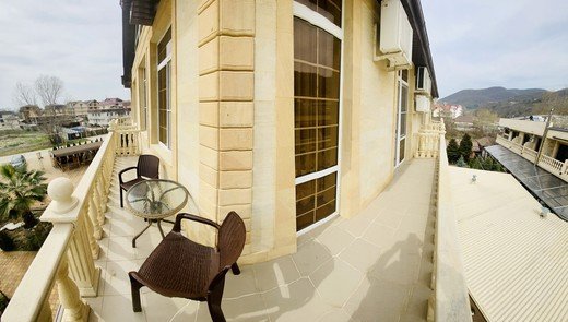 Стандартный 4-местный 2-комнатный (с балконом)