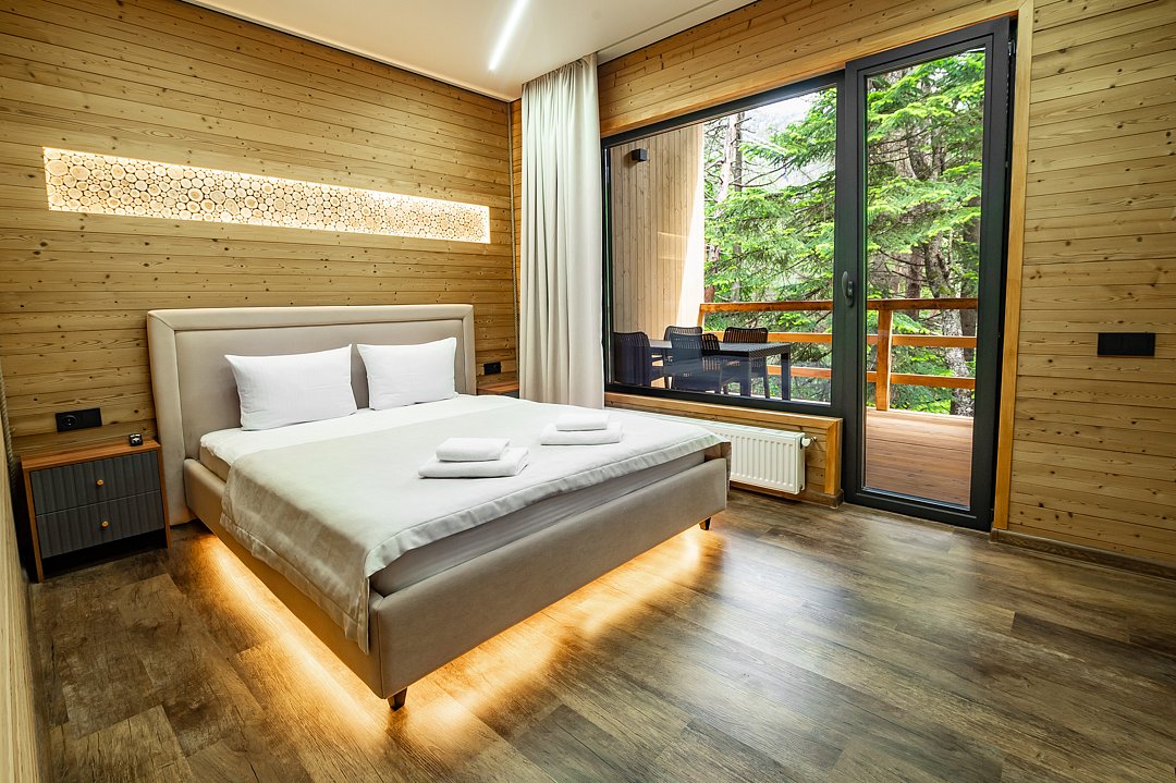 Люкс 4-местный 2-комнатный