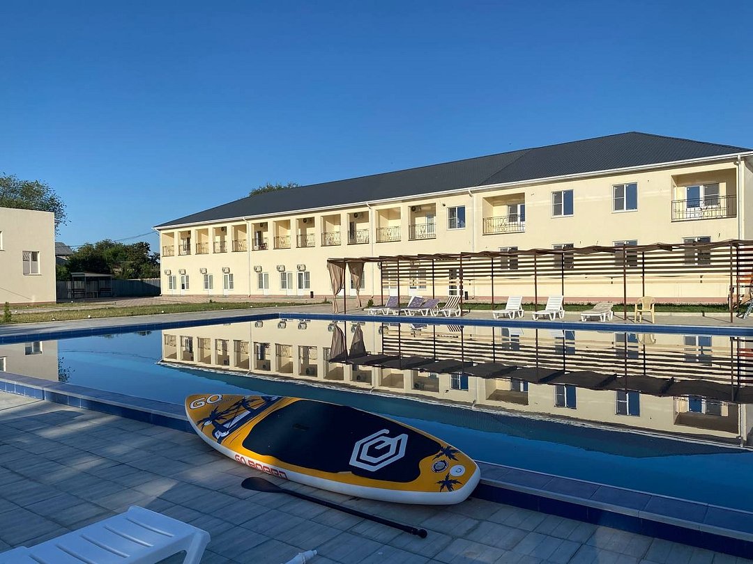 База отдыха Белый Лев, Астраханская область, Камызяк Астрахань село Чапаево село Яксатово село Раздор село Жан-Аул поселок Верхнекалиновский